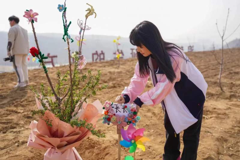 1713002040584816.jpg 640.jpg