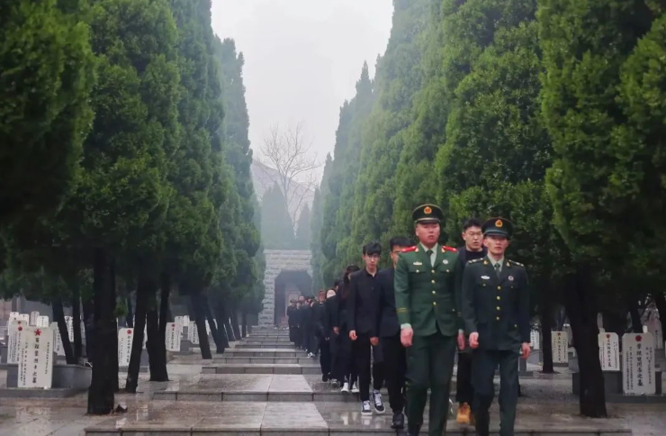 1713018759938542.png image.png