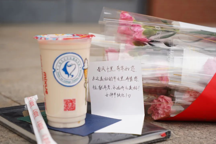 1713065939670582.png image.png