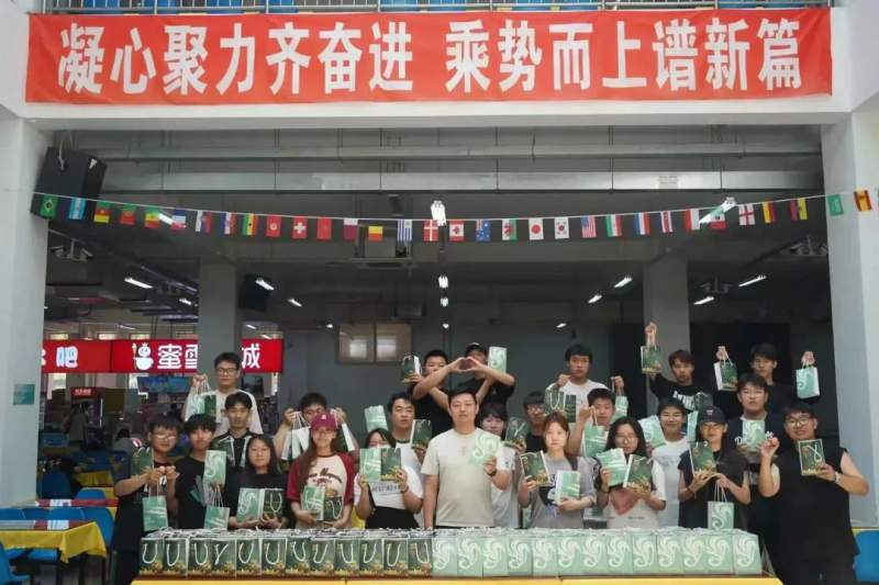 1722852729120139.jpg 8a0c77c897abf96755d12ff41bd5ada8.jpg